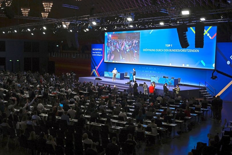 Die Junge Union trifft sich zu ihrem Deutschlandtag in diesem Jahr in Münster. Die Nachwuchsorganisation von CDU und CSU will in der Halle Münsterland das Ergebnis der Bundestagswahl an drei Tagen aufarbeiten.