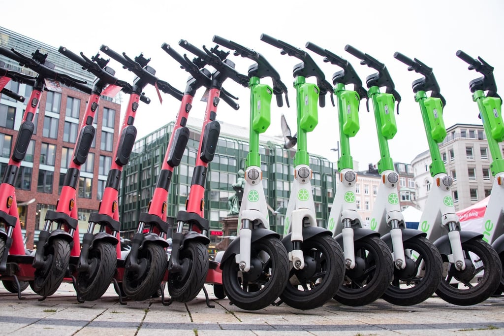 Düsseldorf: Tier bringt neuen E-Scooter mit Blinker in die Stadt