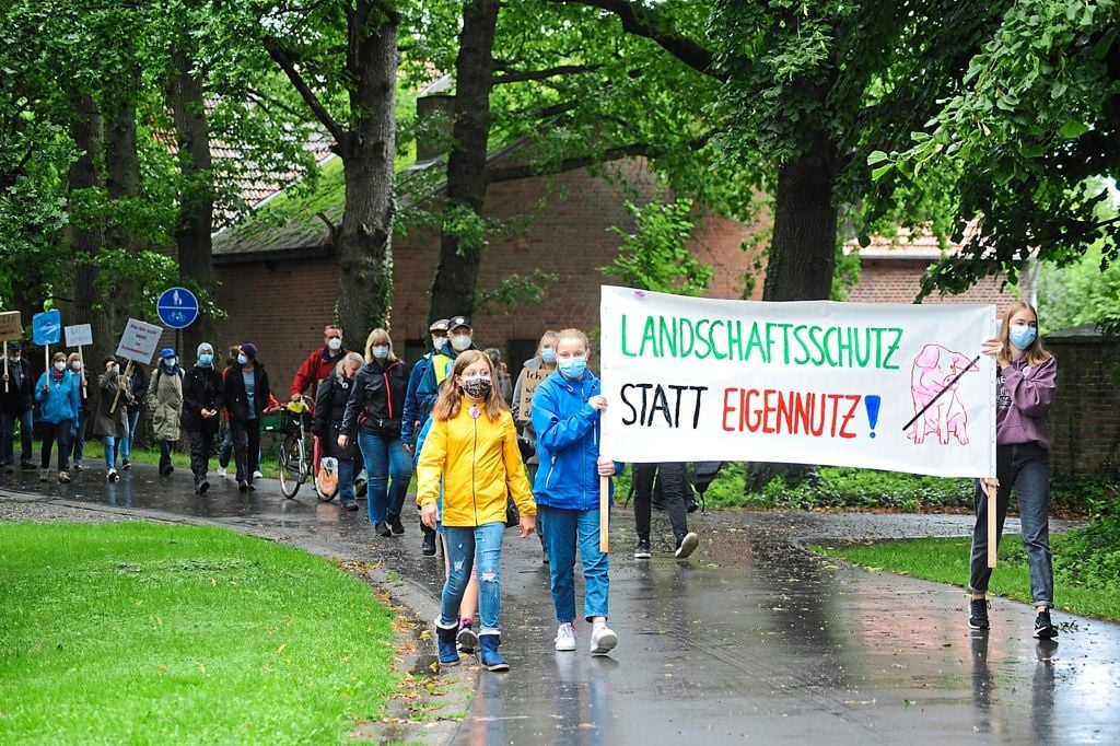 Erstmals ist von Klage die Rede