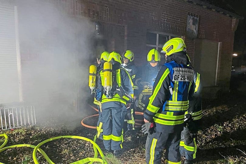 Das leerstehende Haus an der Hiltruper Straße 39 war am Wochenende Schauplatz einer großen Feuerwehrübung.