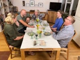 Die in der Woche vom 29. November bis 3. Dezember 2021 auf dem Fernsehsender VOX ausgestrahlten Folgen der TV-Kochshow „Das perfekte Dinner“ wurden in Münster gedreht. Fünf Kandidatinnen und Kandidaten aus Münster bekochen sich gegenseitig und bewerten im Anschluss daran ihre Leistungen - stets begleitet von einem Kamerateam. Der/Die Teilnehmende, der bzw. die die meisten Punkte für Kochleistungen und Ambiente erzielt, wird mit einem Preisgeld von 3000 Euro belohnt. Diese Münsteranerinnen und Münsteraner haben sich getraut, an dem Format teilzunehmen: