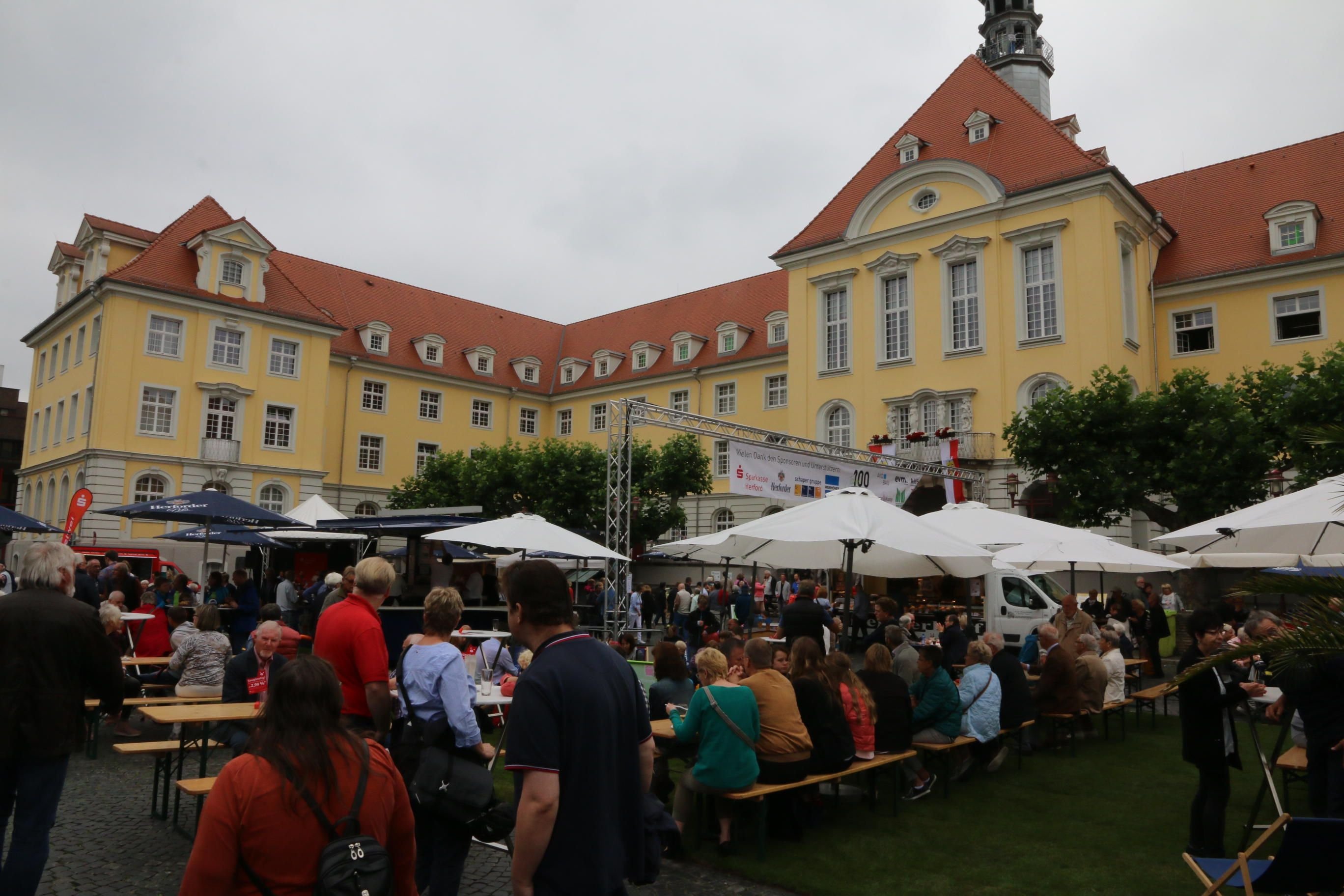 Fest zum 100. Rathaus-Geburtstag in Herford