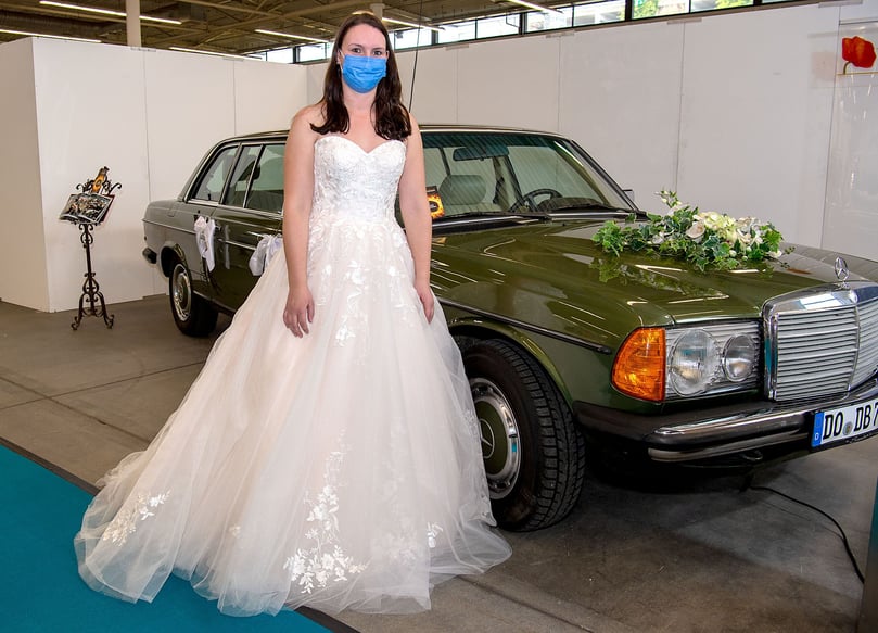 Man muss kein bekennender Romantiker sein, um sich vom Reiz der „Hochzeitstage“ gefangen nehmen zu lassen.
