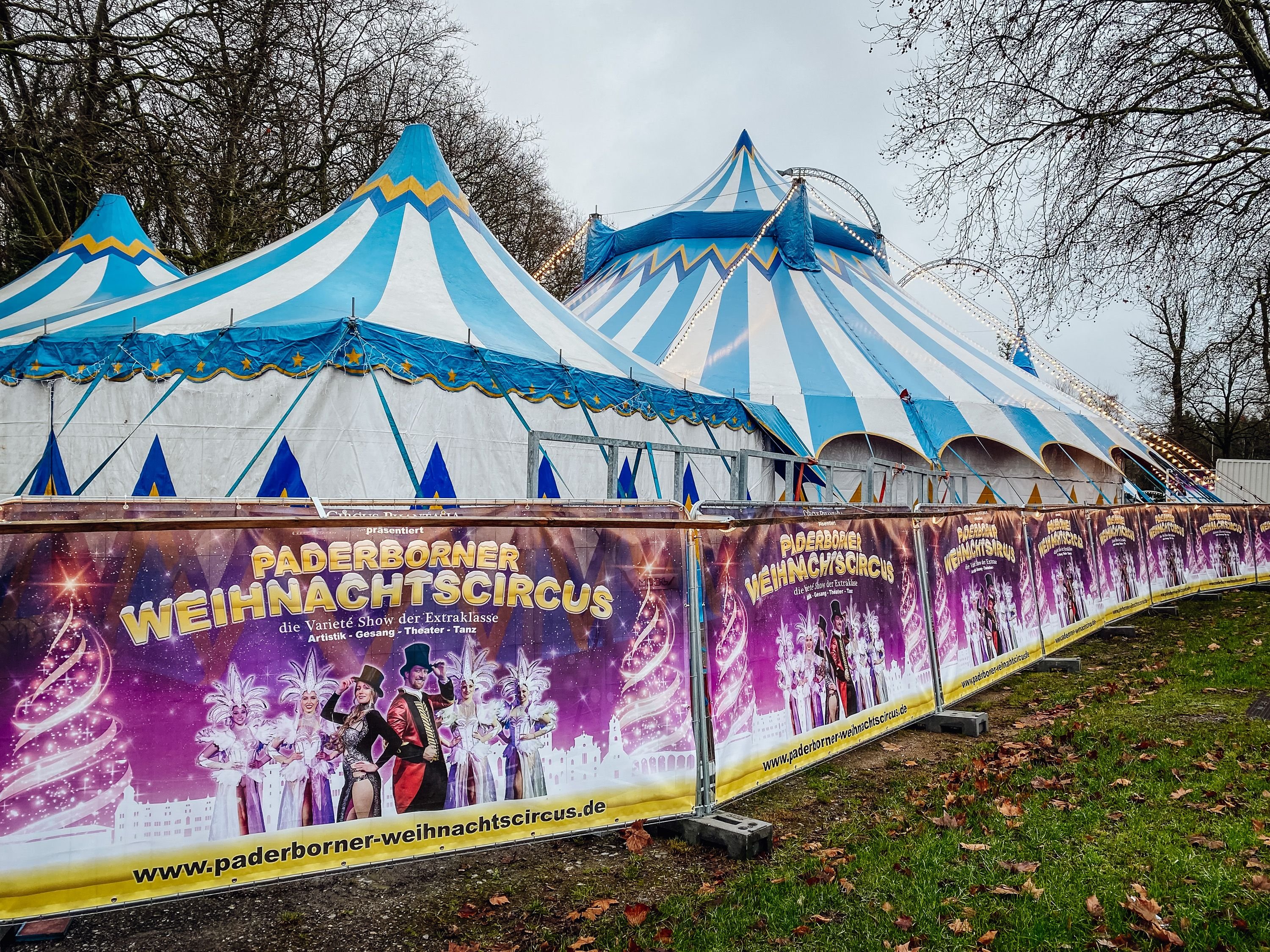 Paderborner Weihnachtszirkus Feiert Gelungene Premiere