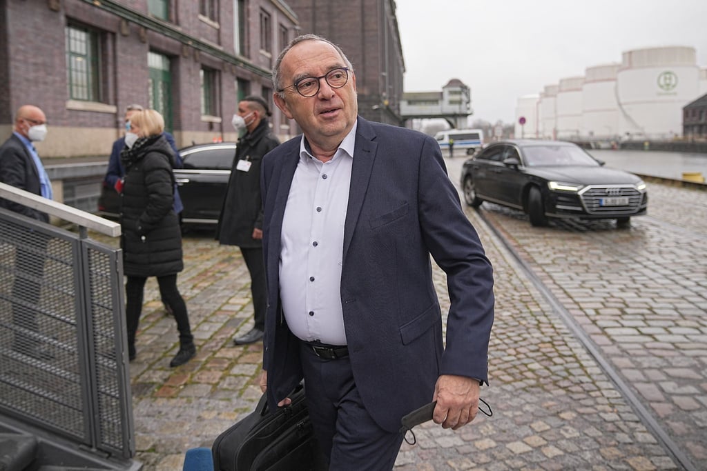 Norbert WalterBorjans hat nun mehr Zeit für Bildhauerei