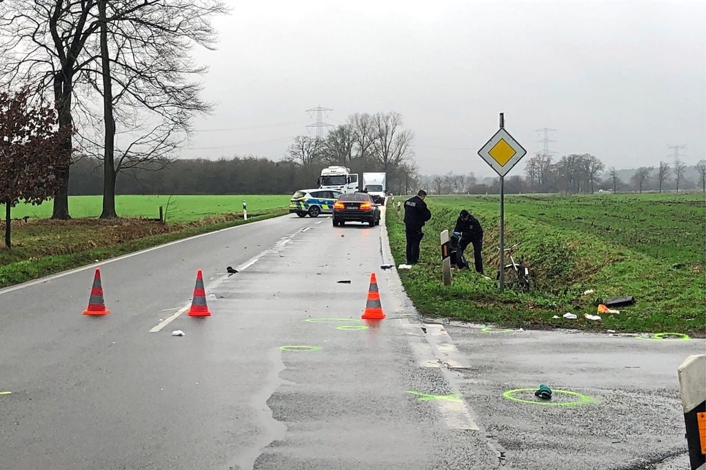 Radfahrerin Wird Bei Unfall Schwer Verletzt