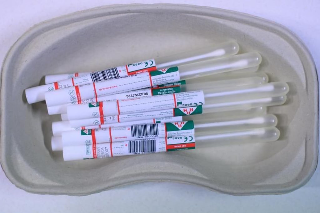 Corona mehr als 300 Neuinfektionen