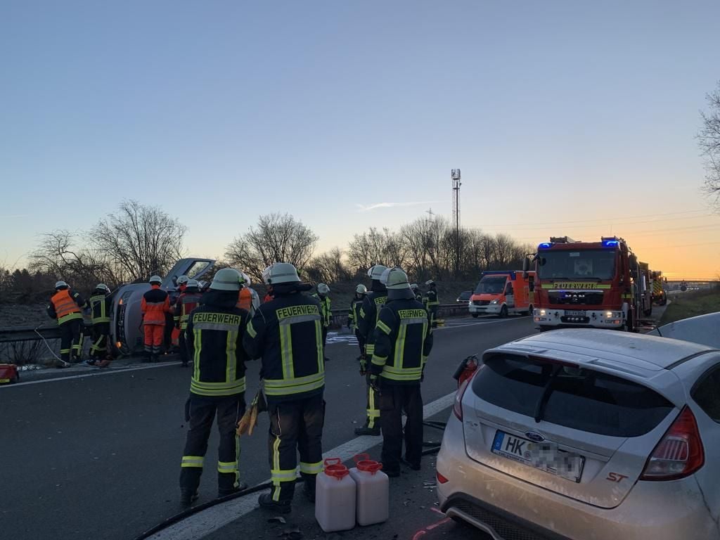 B66 Nach Unfall Voll Gesperrt