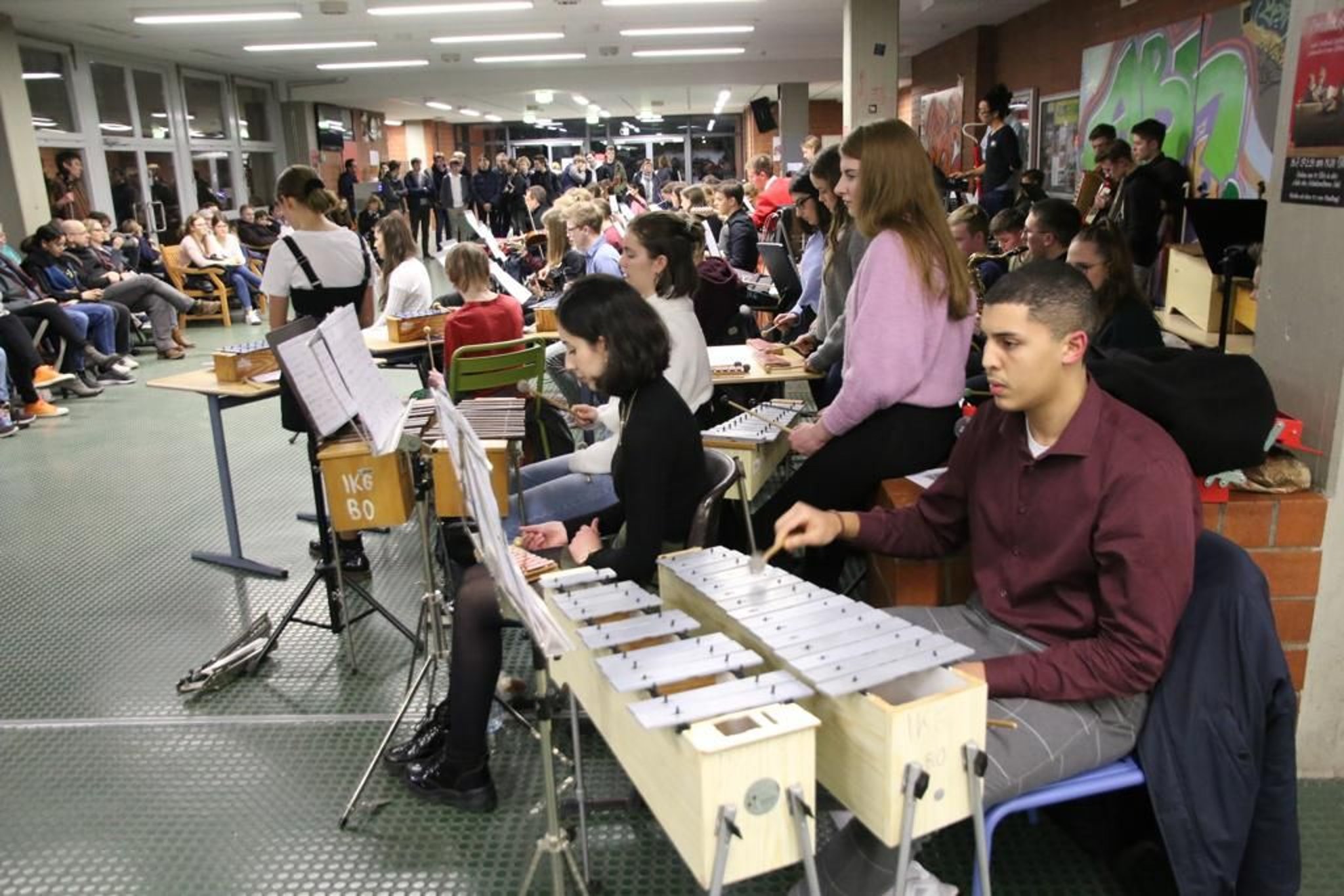 „Open Arts“ im ImmanuelKantGymnasium Bad Oeynhausen „Open Arts“ im ImmanuelKantGymnasium Bad Oeynhausen