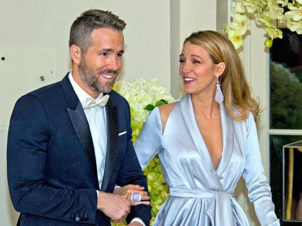 Blake Lively blaues Kleid