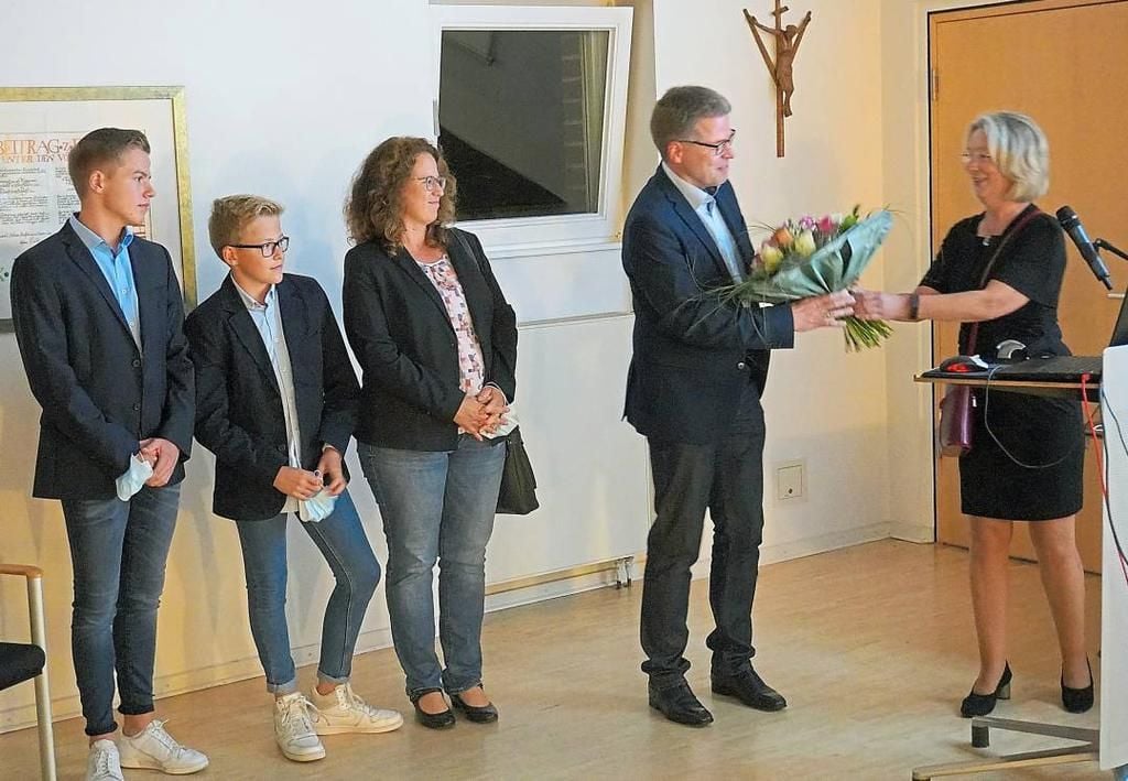 Gottheil bleibt Chef im Rathaus