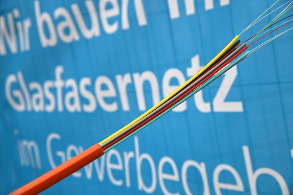 Jetzt Will Auch Die Telekom Glasfaser Verlegen