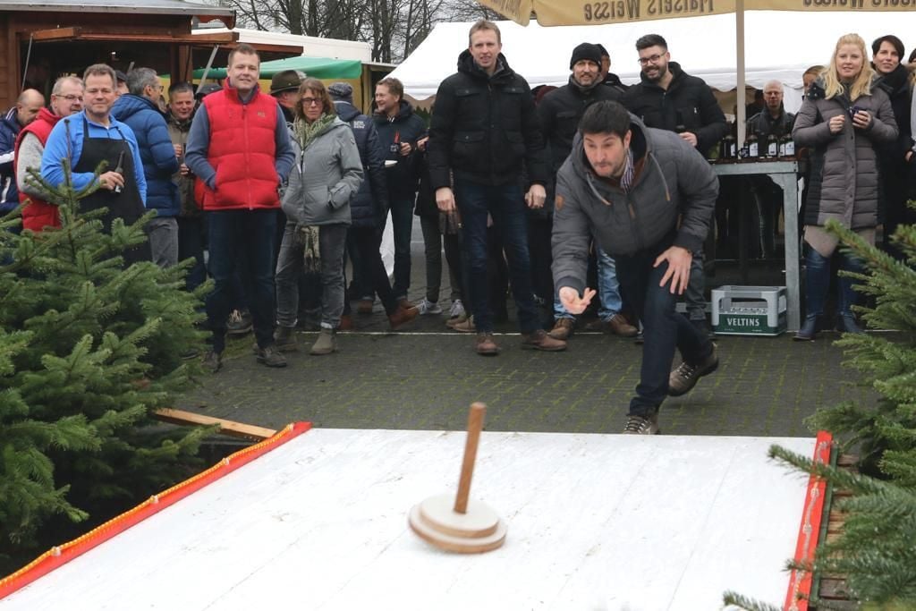 Lust auf Eisstockschießen?