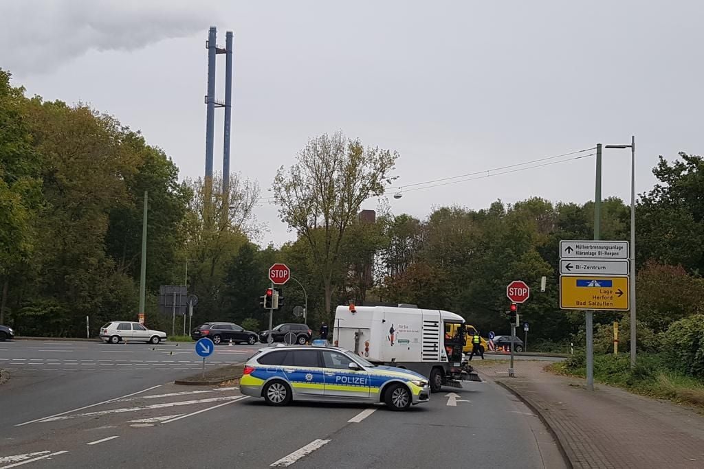 Zwei Verletzte Bei Illegalem Autorennen Im Bielefelder Osten