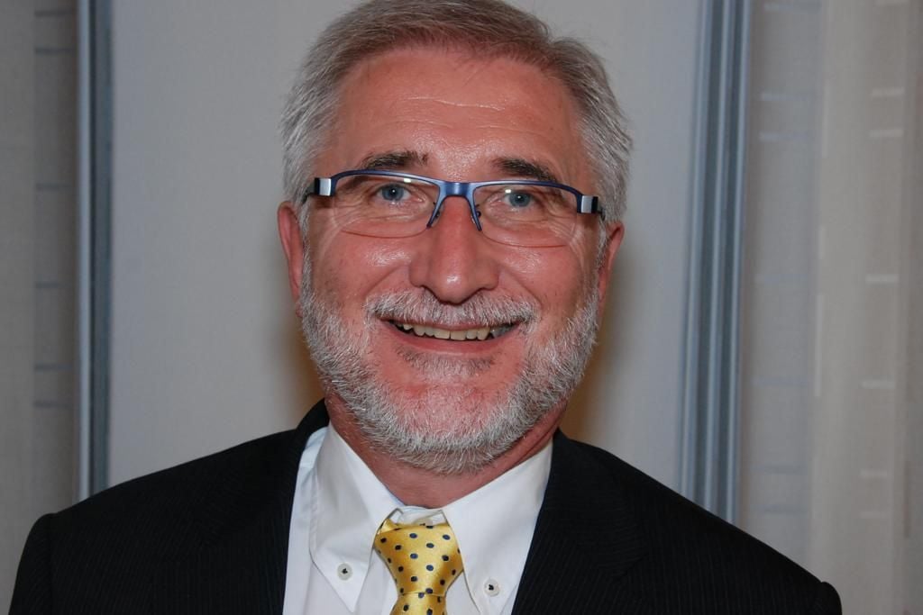 FDPKreischef Dr. Knopf zurückgetreten