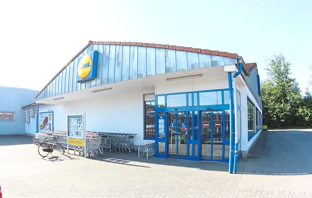 Prozess gegen drei Beschuldigte beginnt