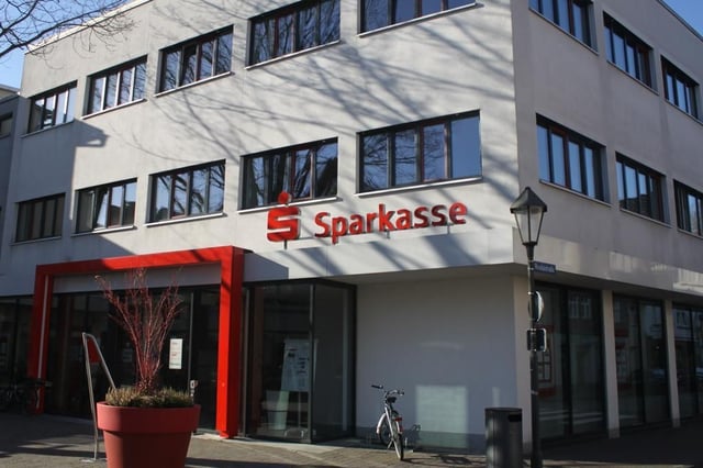 Sparkasse schließt Filialen