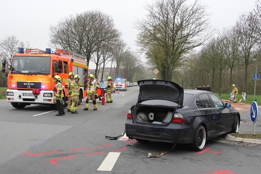 BMW-Fahrer Bei Unfall Verletzt