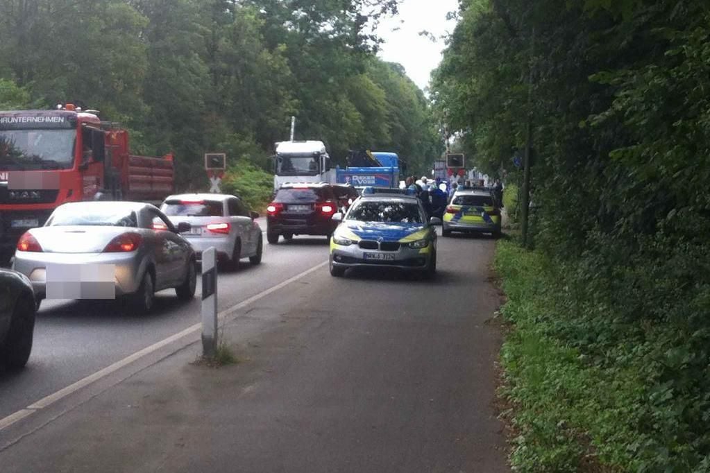 Radfahrerin Von Zug Erfasst