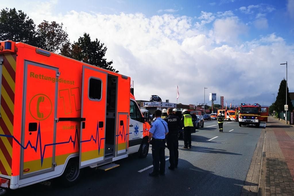 Drei Verletzte Bei Unfall Auf Der Eckendorfer Straße