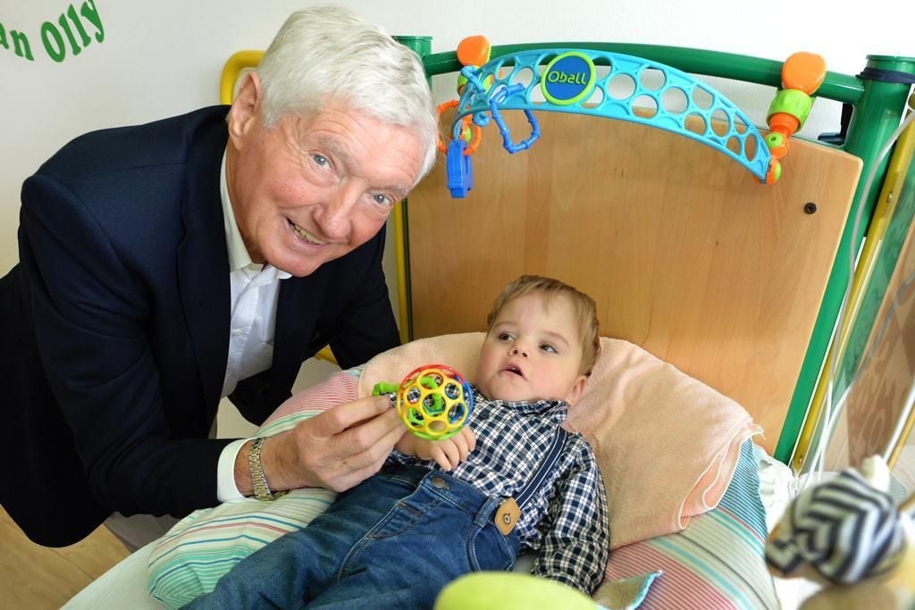 Unternehmer helfen Kindern