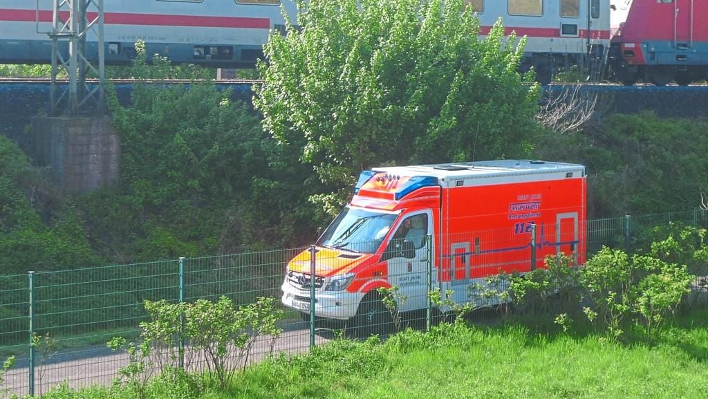 Notarzteinsatz Streckensperrung