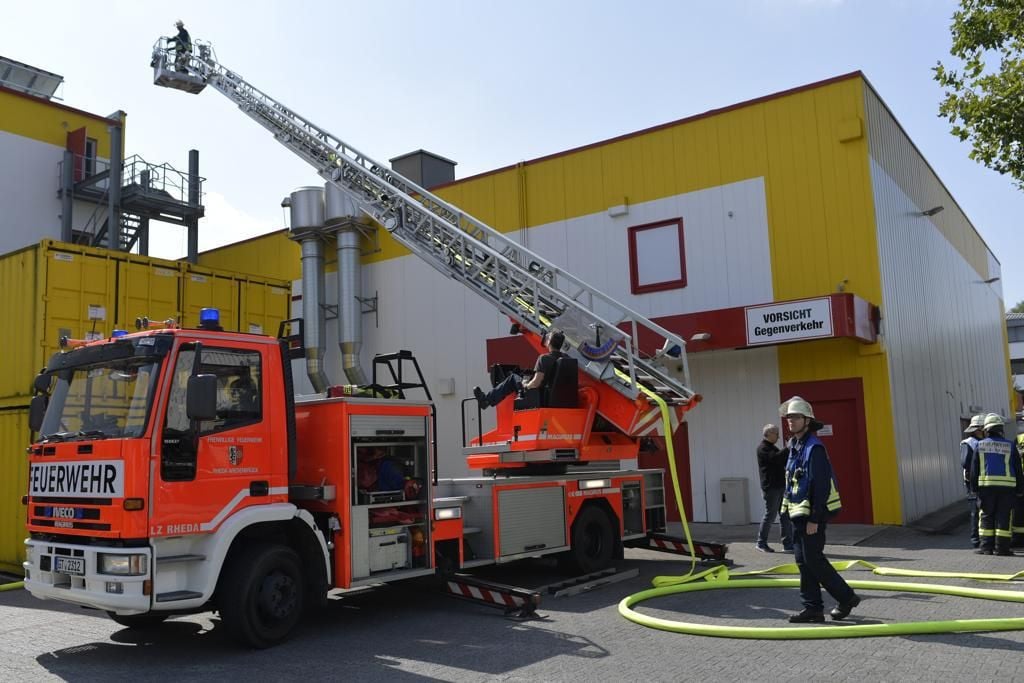 Kabelbrand auf Dach MöbelhausDach