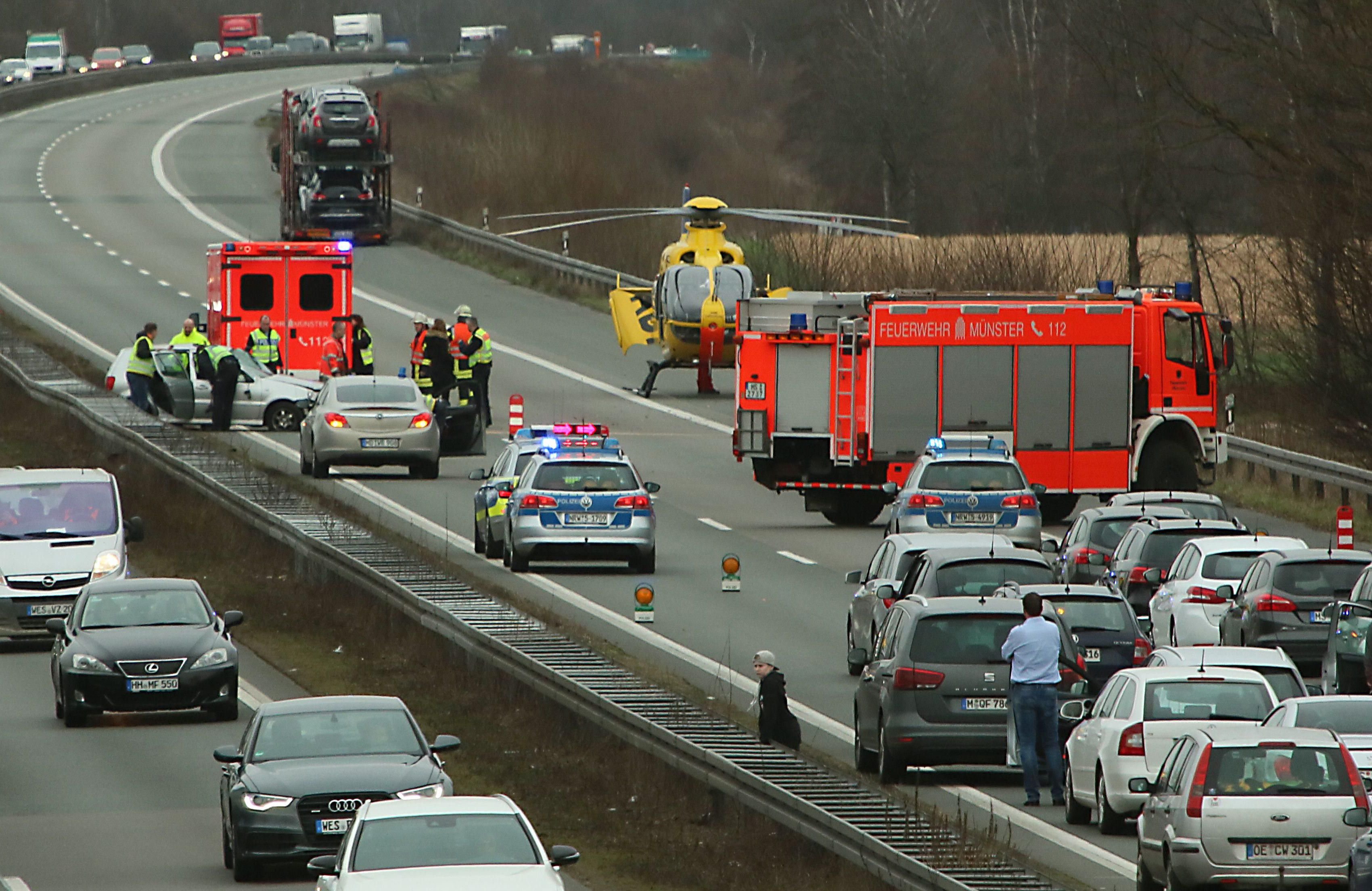 Schwerer Unfall Auf Der A1