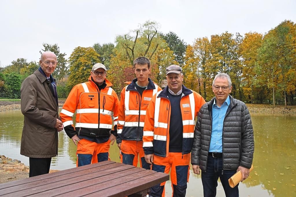 Teich zeigt sich von seiner besten Seite