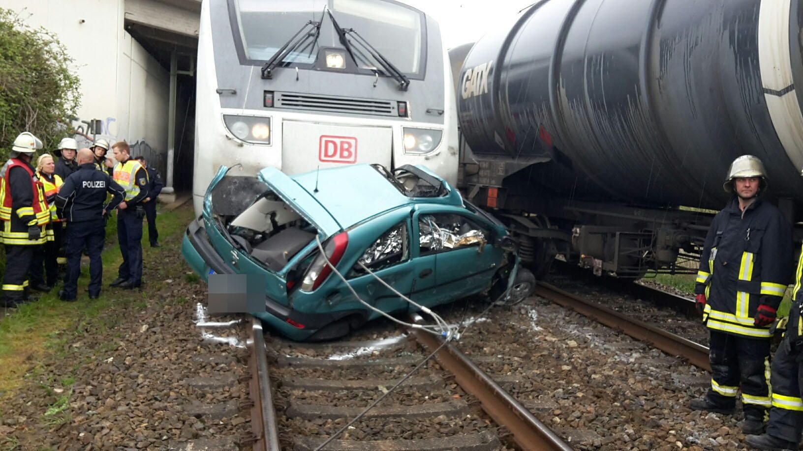 Pkw-Insasse Starb Auf Bahnübergang