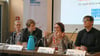 
Es diskutierten (kleines Foto, v.l.): Anna-Lena Herkenhoff, Robert von Olberg, Nadja Lüders und Professor Dr. Oliver Treib.
