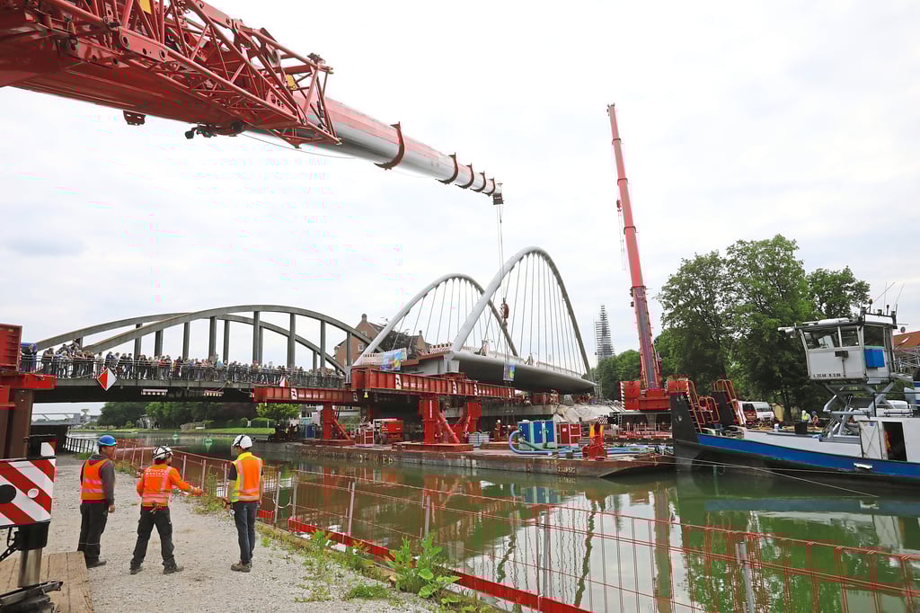 Teilchen & Beschleuniger Wolbecker Straße Münster Eine neue Kanalbrücke für die Wolbecker Straße