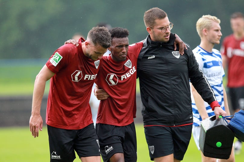 SC Preußen Münster - MSV Duisburg - Verletzung Teklab