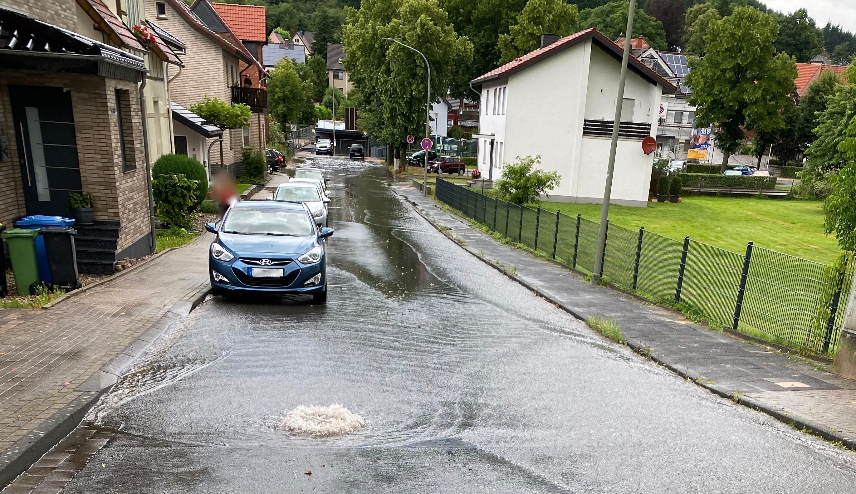 Straßen überflutet, Keller Vollgelaufen