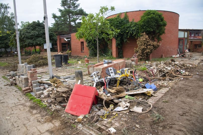 Auch die Außenanlage der Kita Blandine-Merten-Haus in Bad Neuenahr-Ahrweiler wurde völlig verwüstet.