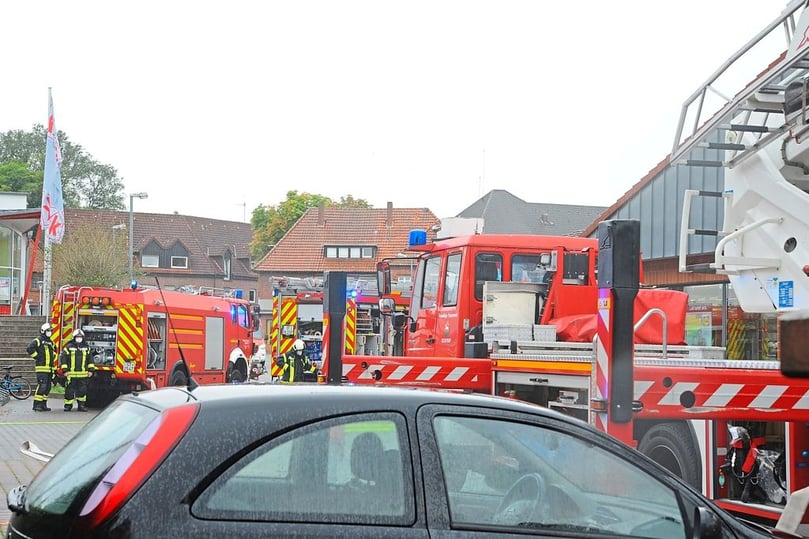 Die Freiwillige Feuerwehr war mit 46 Kräften im Einsatz.