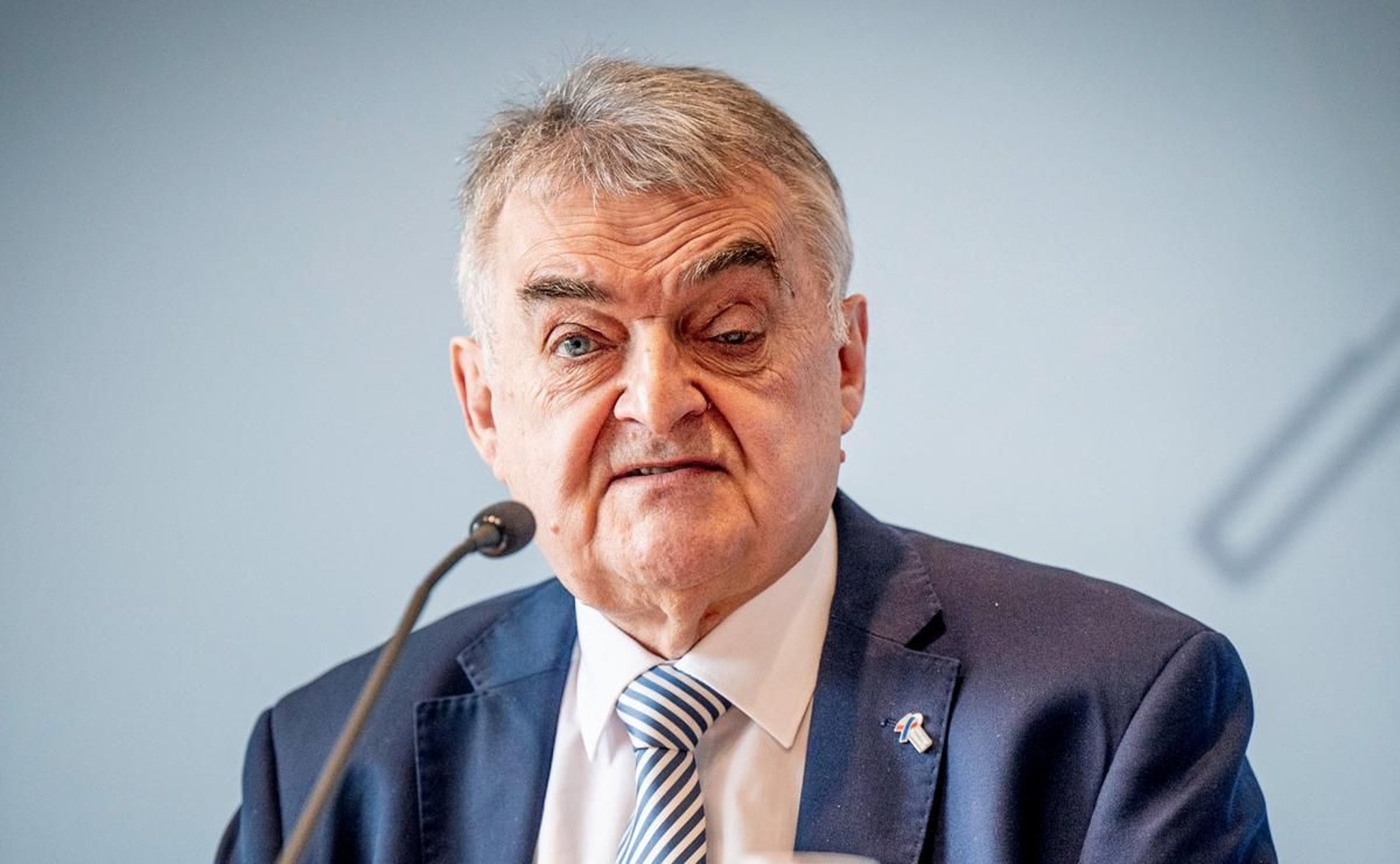 Innenminister Herbert Reul spricht in Verl