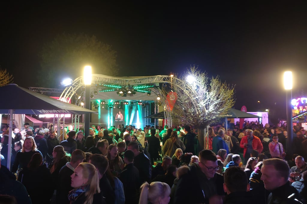 Kirschblütenfest Enger 2025 kirschblütenfest 2025 In enger: Alle Informationen Zum Großen Volksfest … Kirschblütenfest Enger 2025 kirschblütenfest 2025 In enger: Alle Informationen Zum Großen Volksfest …