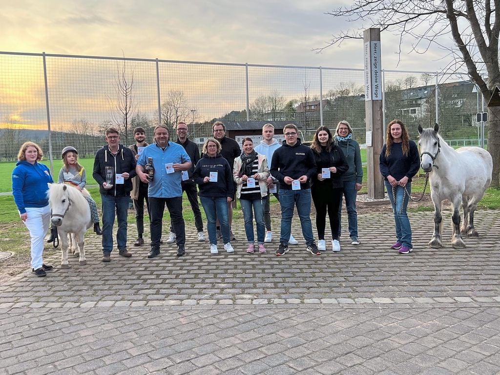 Riesel sucht eine Maikönigin