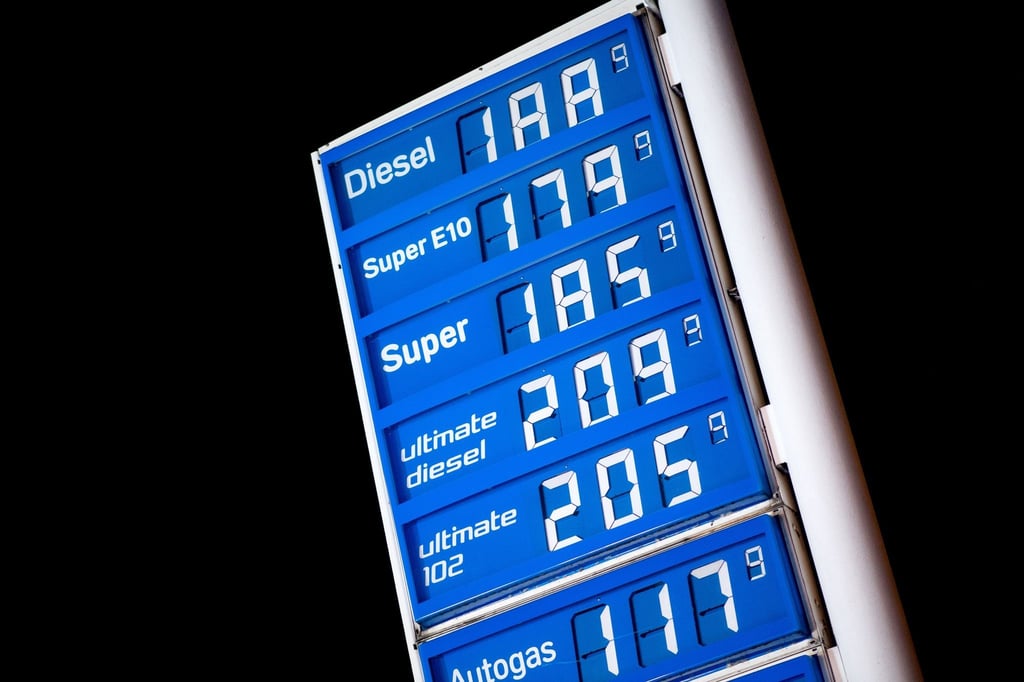 Preis für Diesel und Super steigt weiter: So viele Steuern stecken im  Spritpreis