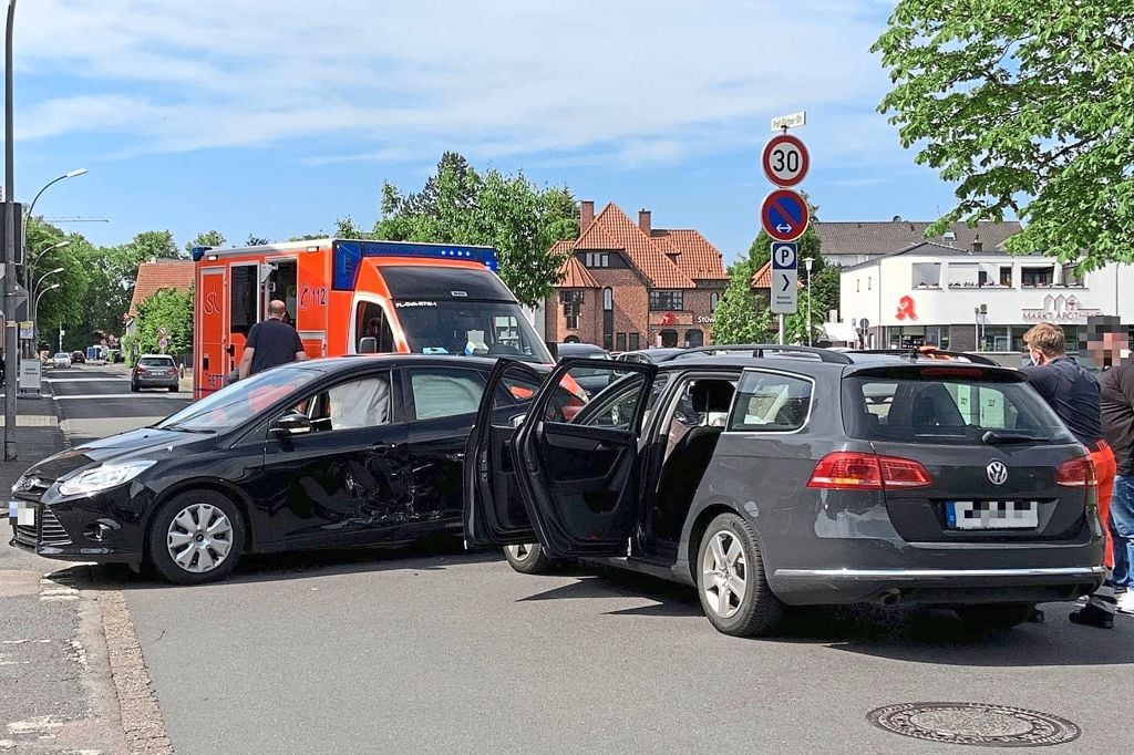 Ein Leichtverletzter nach Verkehrsunfall