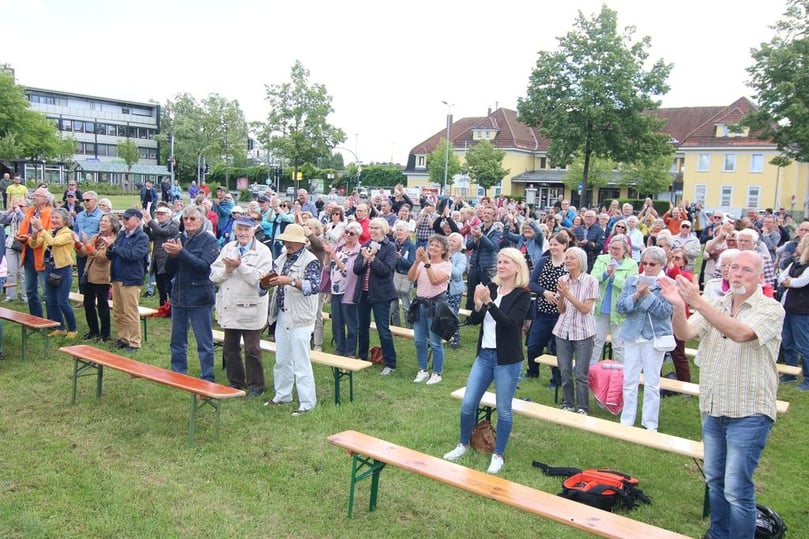 Die über 250 Besucher des Pfingstival ließen sich vom Heiligen Geist anstecken.