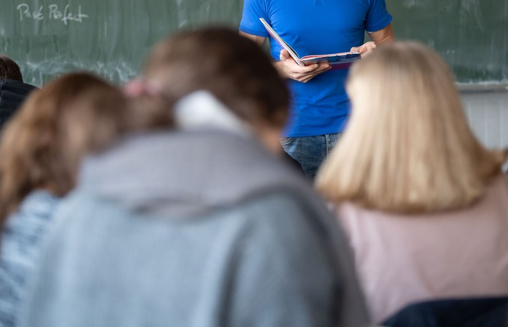 Lehrkräfte und Schüler durch Corona überlastet