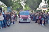 30 Jahre Städtepartnerschaft Nottuln - Chodziez. Zum Abschied am Sonntagmorgen gab es für die Gäste aus Polen von der Gemeinde Nottuln noch ein besonderes Geschenk: Sie erhielten den von der Nottulner Feuerwehr ausgemusterten Mannschaftstransportwagen (MTW).