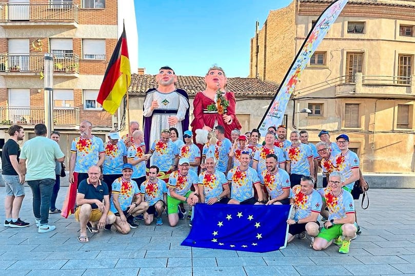 Ein Team der Northwood Runners hat sich mit Mitstreitern aus Frankreich, Spanien und Italien auf den Weg von Vilanova nach Amilly gemacht. Das Motto lautet: #4countries1team