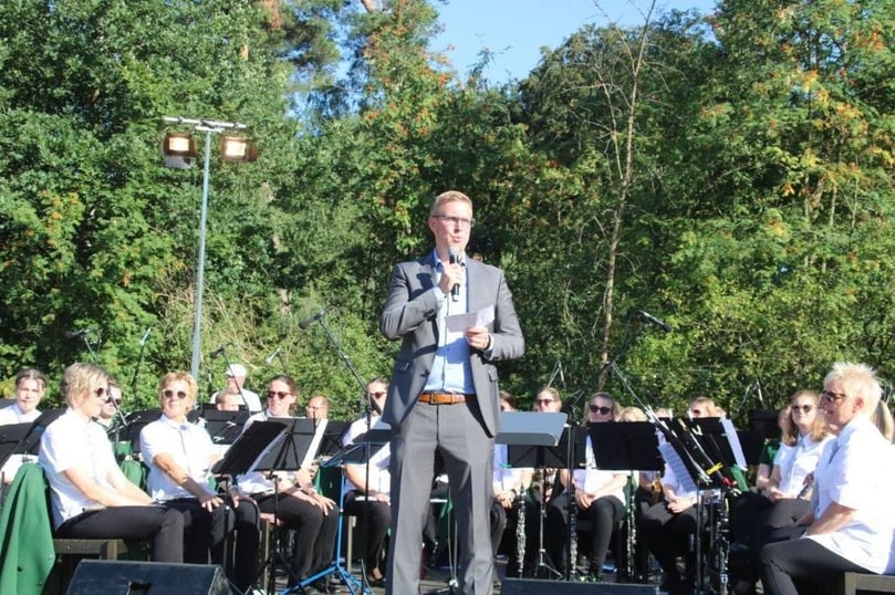 Zum Auftakt des Dülmener Sommers gab die Stadtkapelle am Samstag ein Konzert am Haus Visbeck.