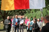 Vertreter von Stadt, Bistum, der Clemensschwestern und viele andere Interessierte kamen zur Zeremonie zur Einweihung des Schwester-Laudeberta-Weges