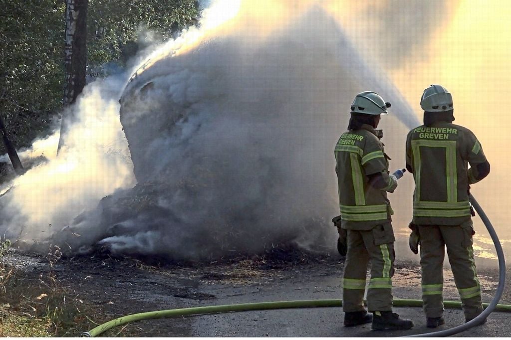 Strohballen In Flammen