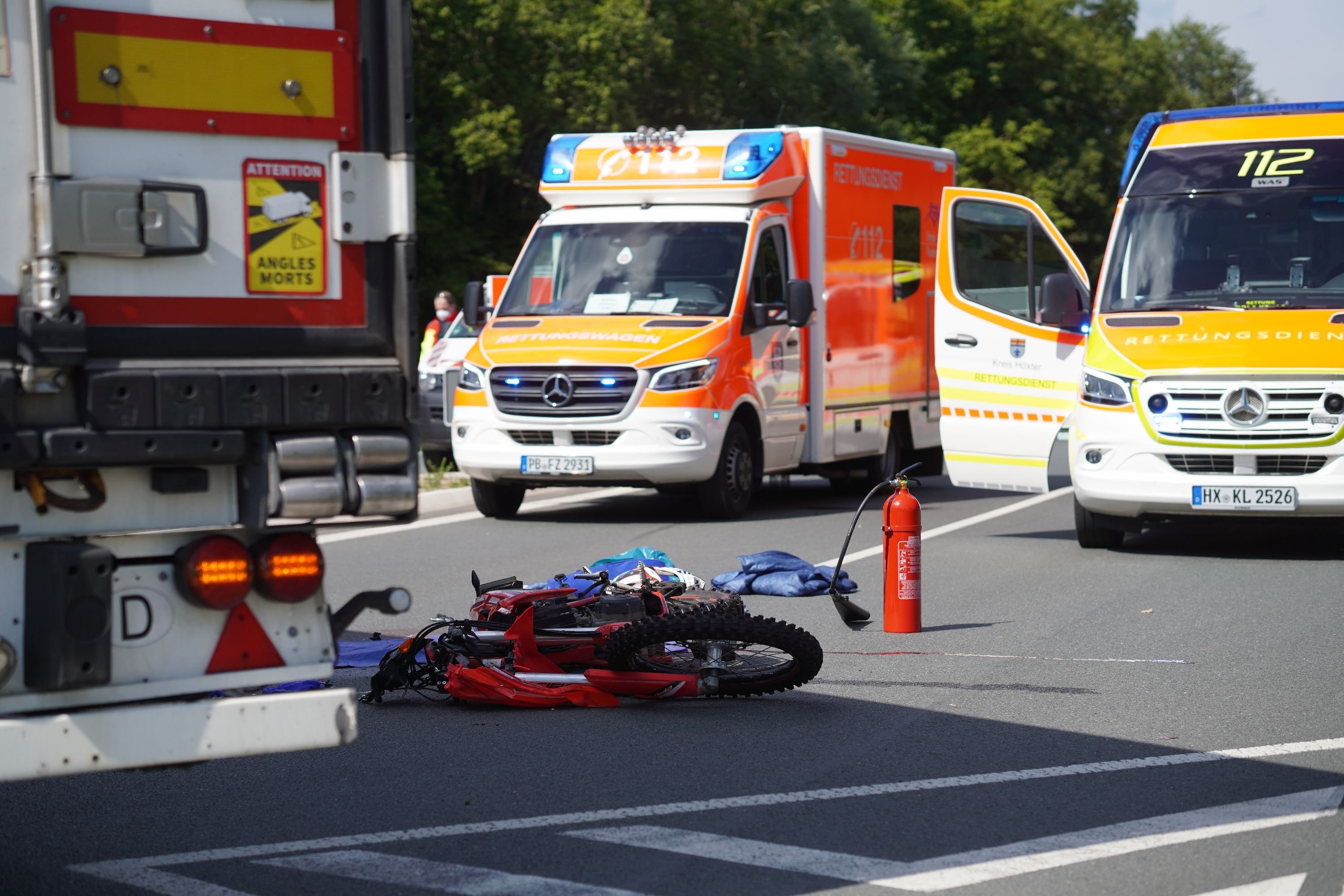 Schwerer Unfall In Bad Driburg: Motorradfahrerin Tot