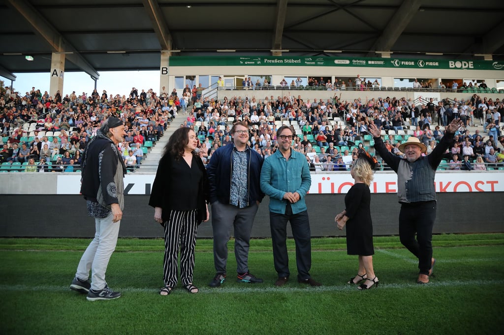 20 Jahre Münster „tatort“ Premiere Im Preußenstadion 